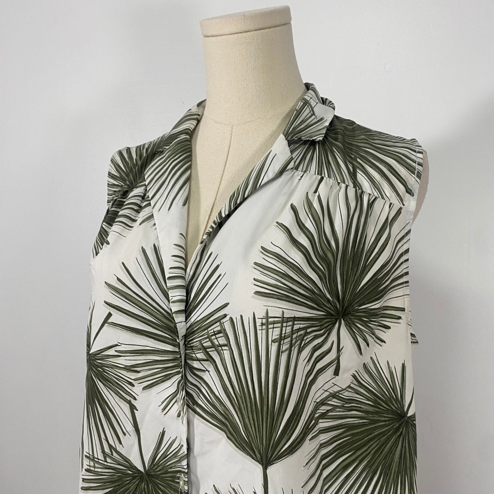 A New Day Large White Green Palm Leaf Print Button Up Collared Vest Blouse - Picture 2 of 7